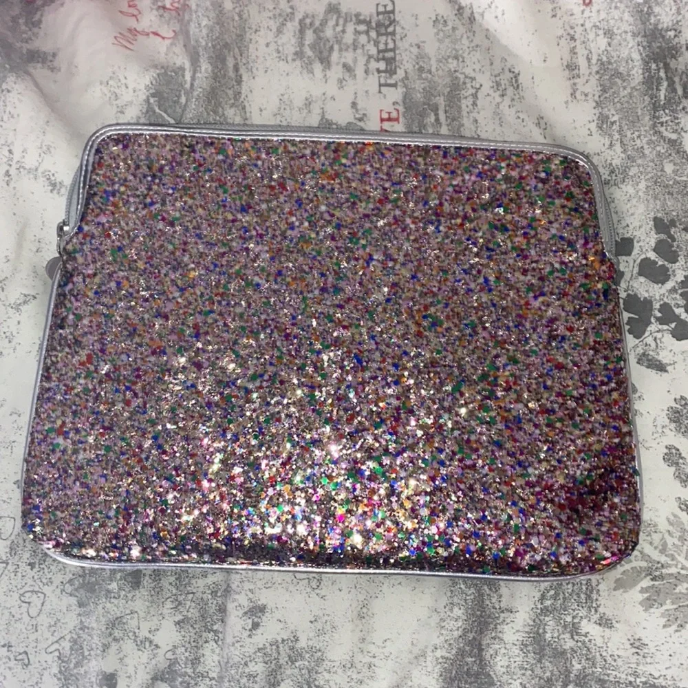 Tablet case
